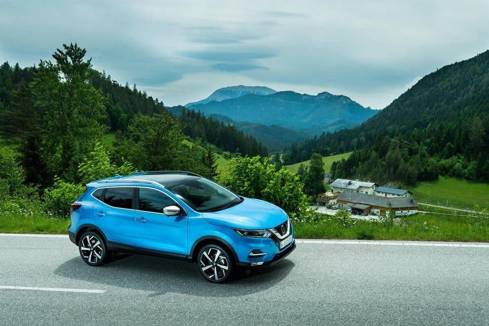 Alu kola pro Nissan XE173 7x17 5x114.3 ET40 66.1 černá – na voze 3