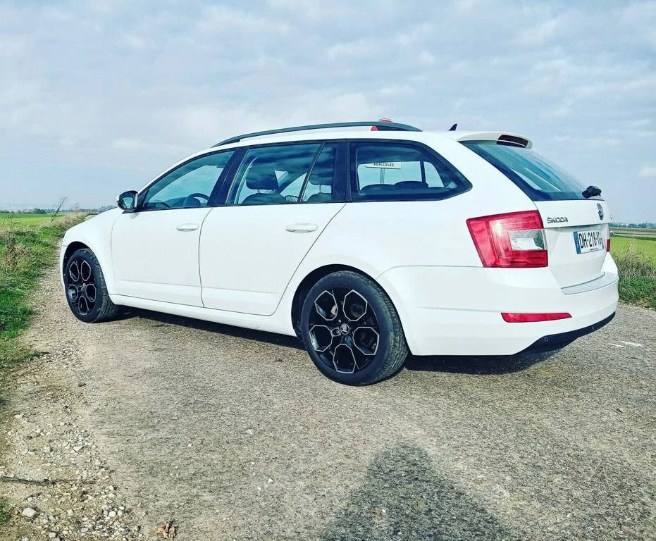 Alu kola pro Škoda SK516 8x18 5x112 ET45 57.1 Black Polished | Wheelsup.cz