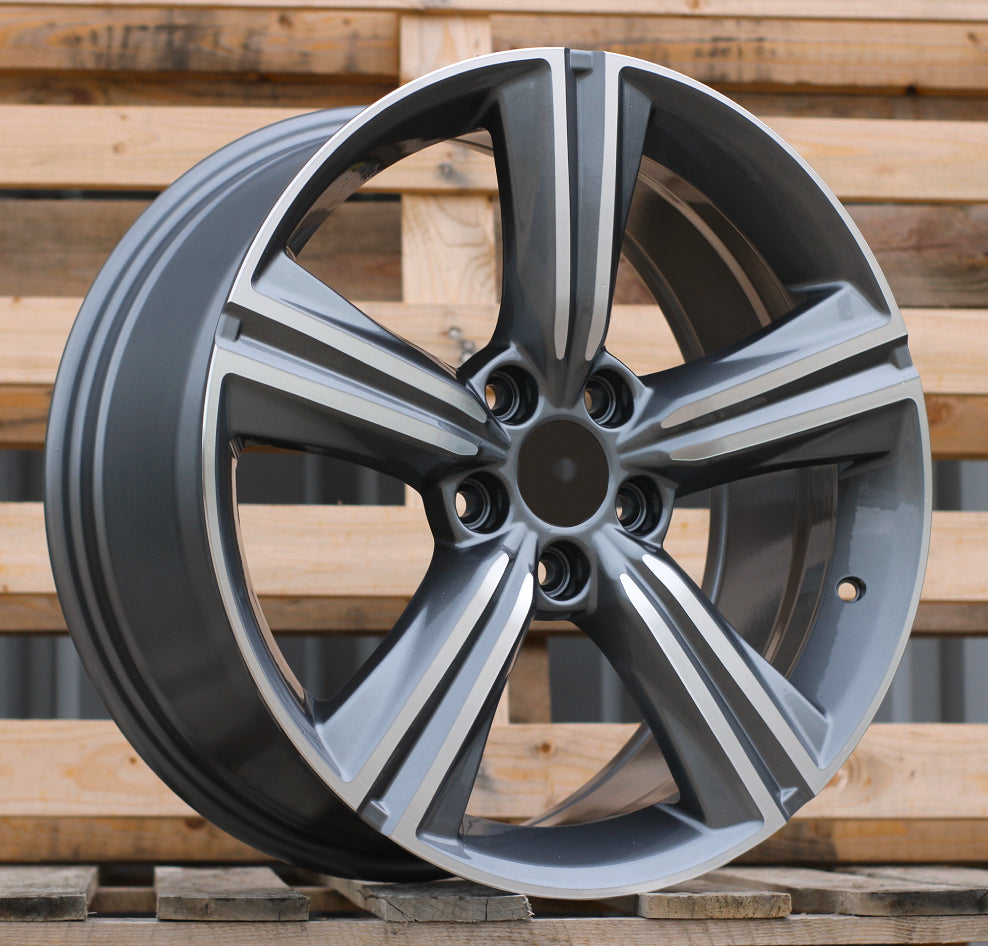 Alu kola pro Honda FBX361 8x18 5x114.3 ET50 64.1 Grey Polished