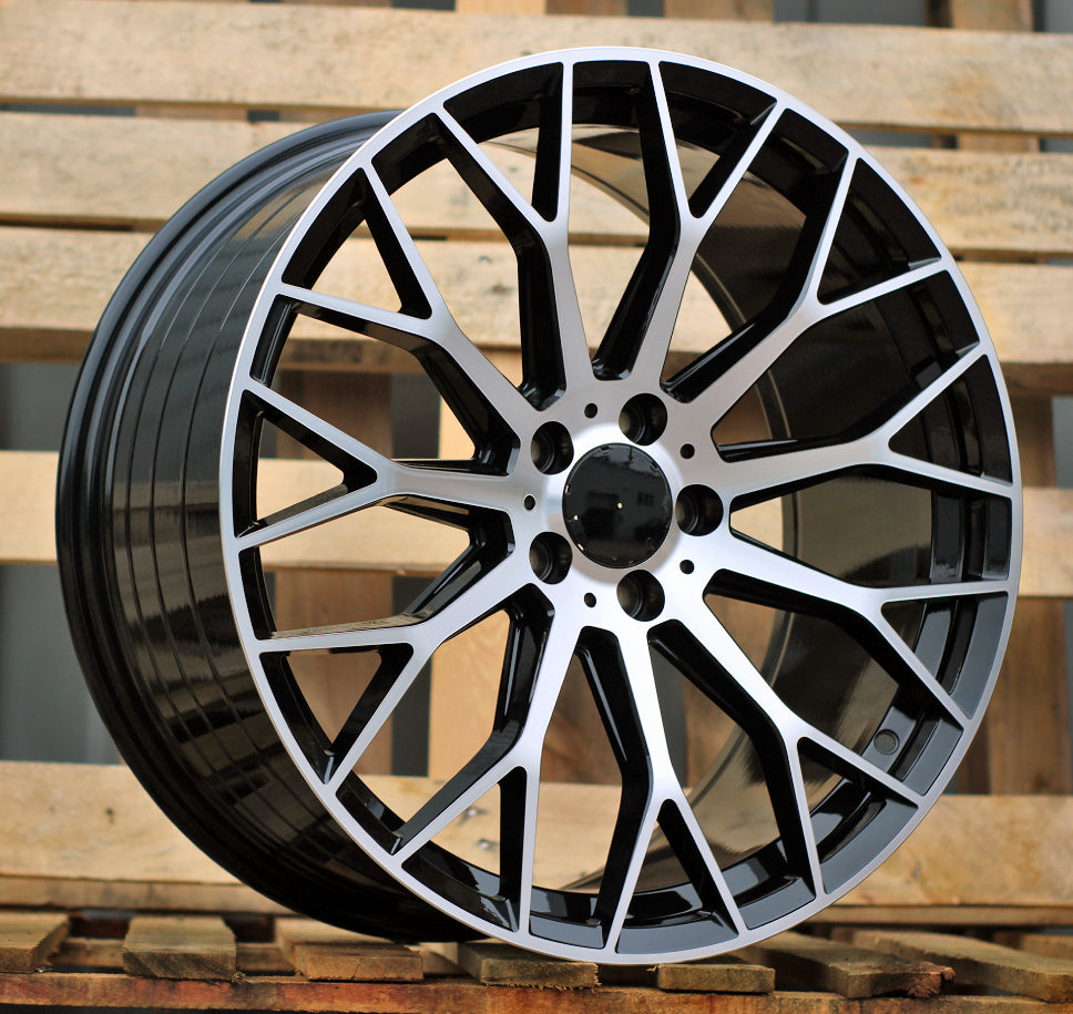 Alu kola pro Mercedes YS1180 8.5x19 5x112 ET40 Black Polished