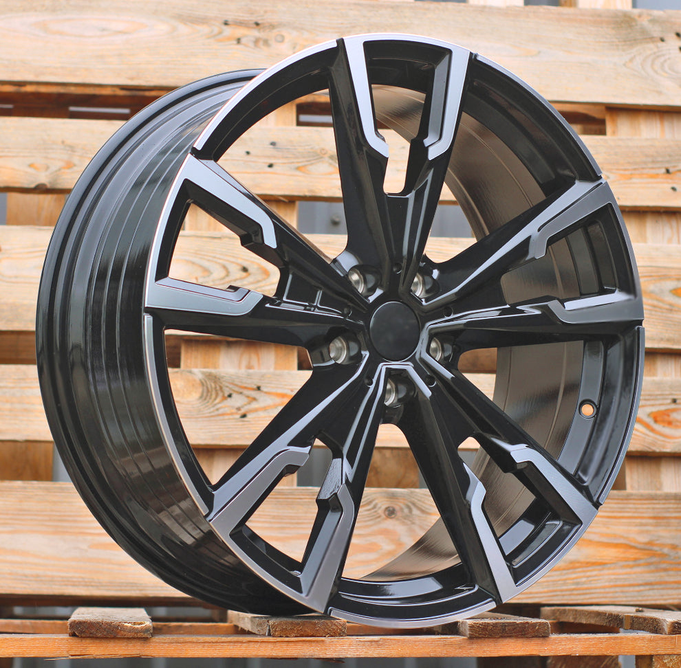 Alu kola pro BMW YF5710 8x19 5x120 ET46 72.6 Black Polished