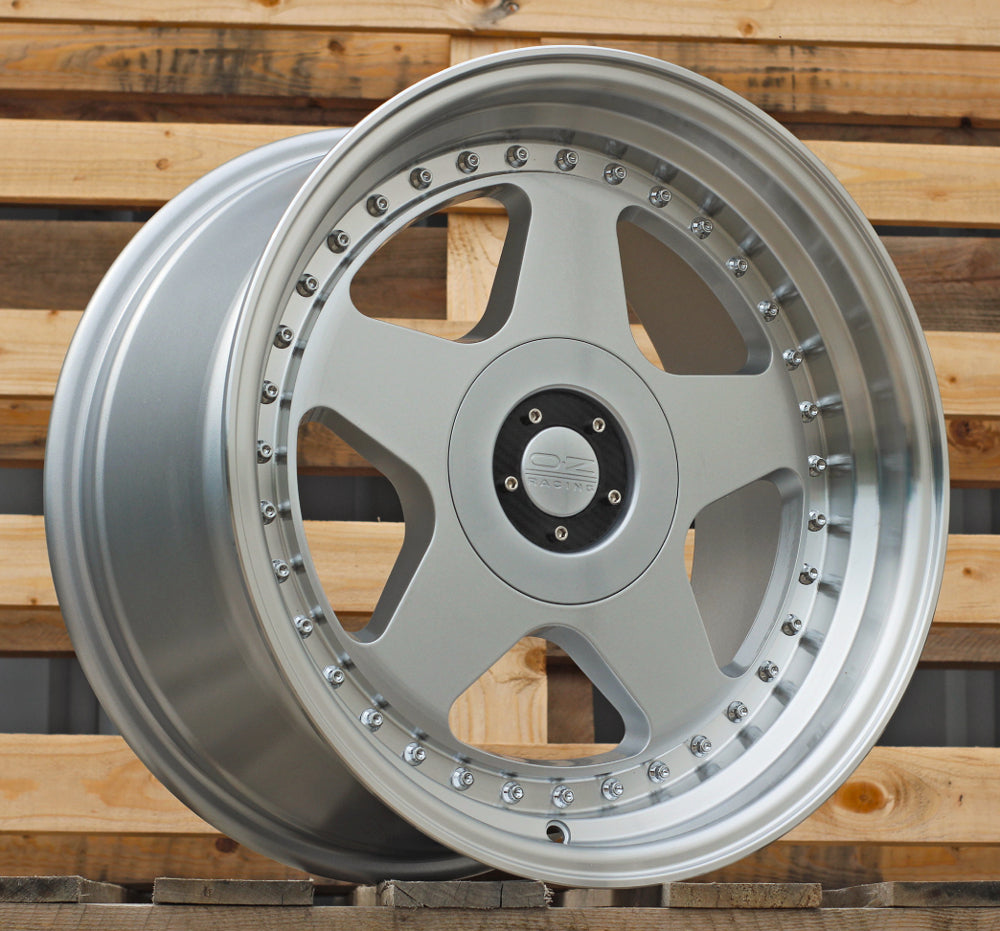 Alu kola pro Racing Line L2585 8x17 5x112 ET25 74.1 Silver & Polished Lip