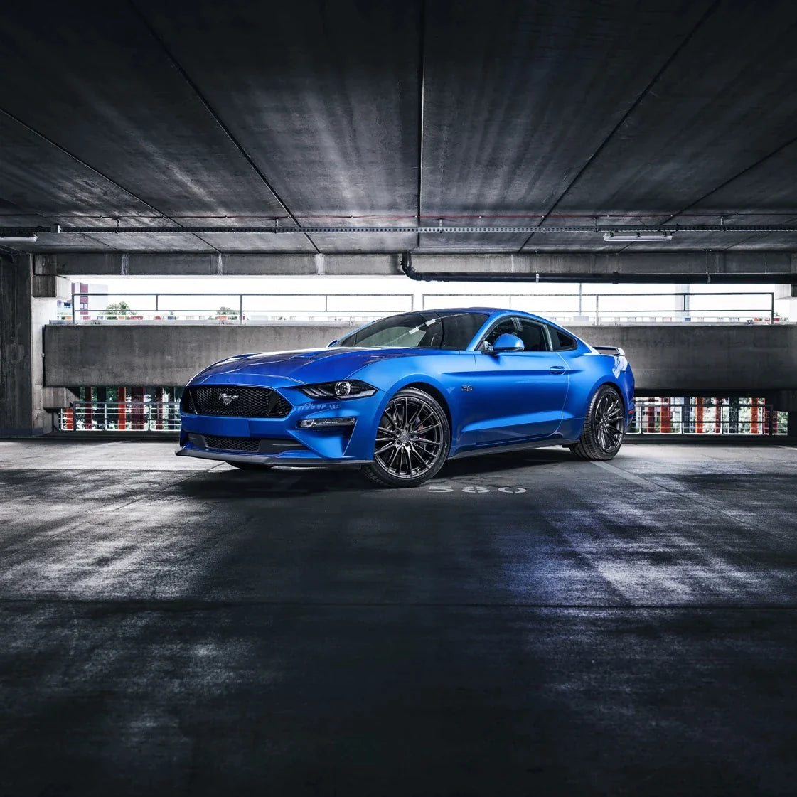 Hliníková kola Ford Mustang GT Concaver CVR7 Carbon Graphite