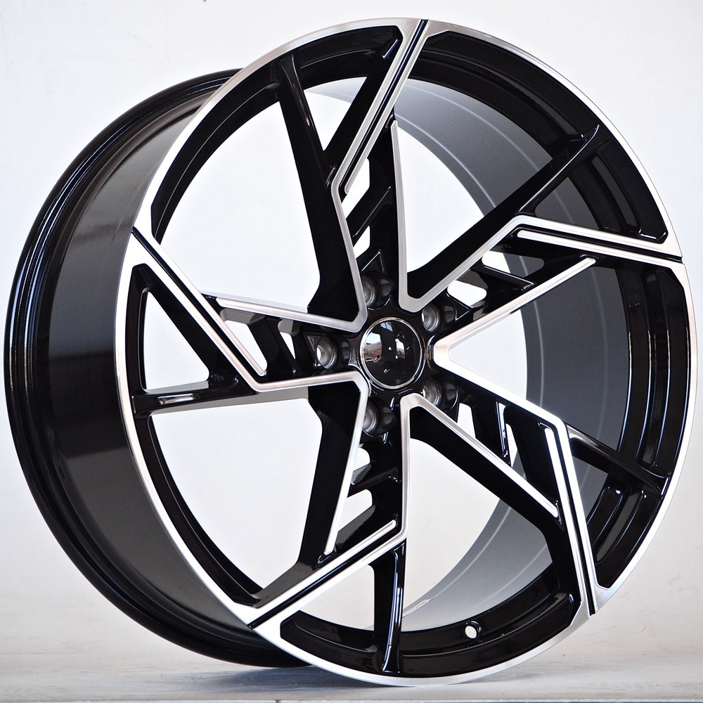 Alu kola pro Audi Karma 8x18 5x112 ET35 66,45 BFM