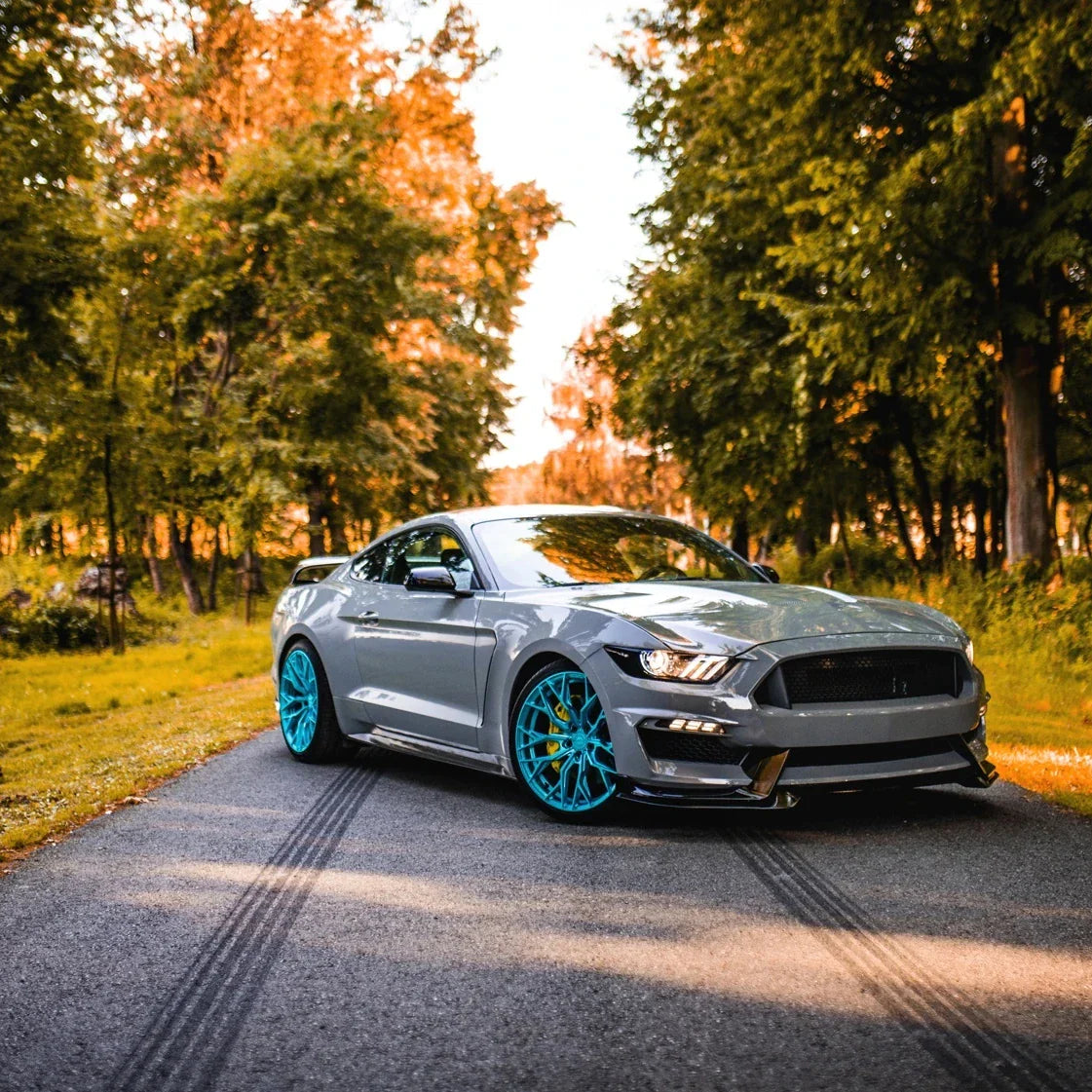 Lité disky Ford Mustang Concaver CVR1 Gloss Light Blue