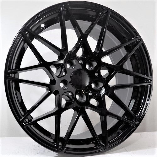 Alu kola pro BMW Rivali 8x18 5x120 ET35 72,6 Gloss Black