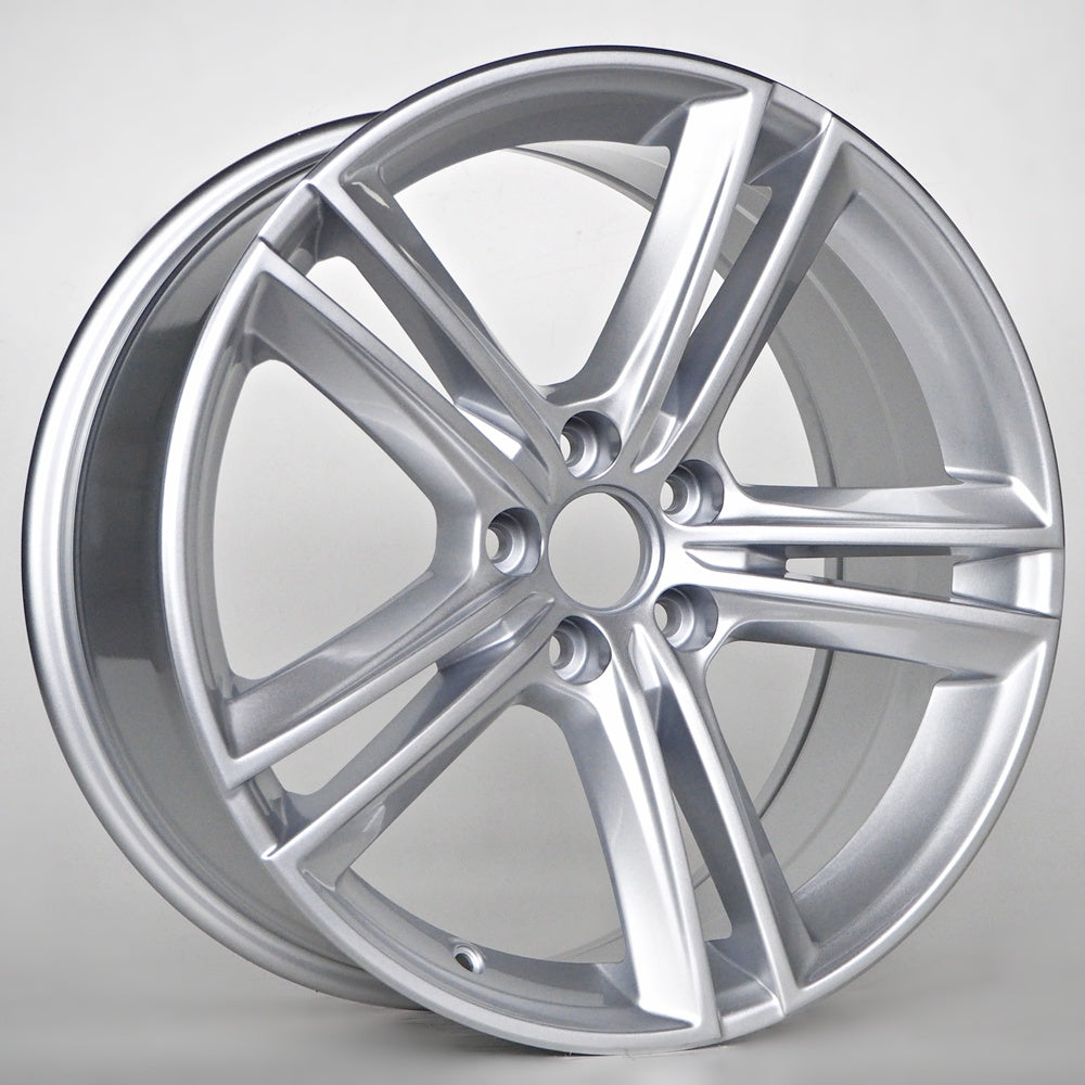 Alu kola pro Opel Varn 8x18 5x108 ET42 63,4 Silver