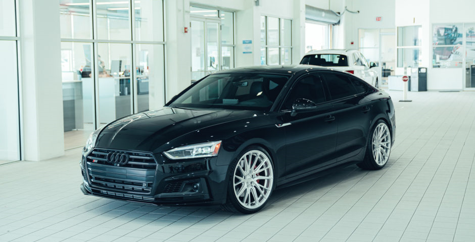 Alu kola HAXER HX06F 10.5x21 5x120 ET37 stříbrná, Mercedes WheelsUp