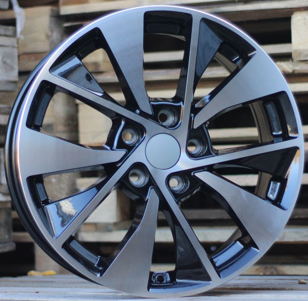 Alu kola Racing Line XE253 17x6.5 5x114.3 ET45 67.1 BP WheelsUp