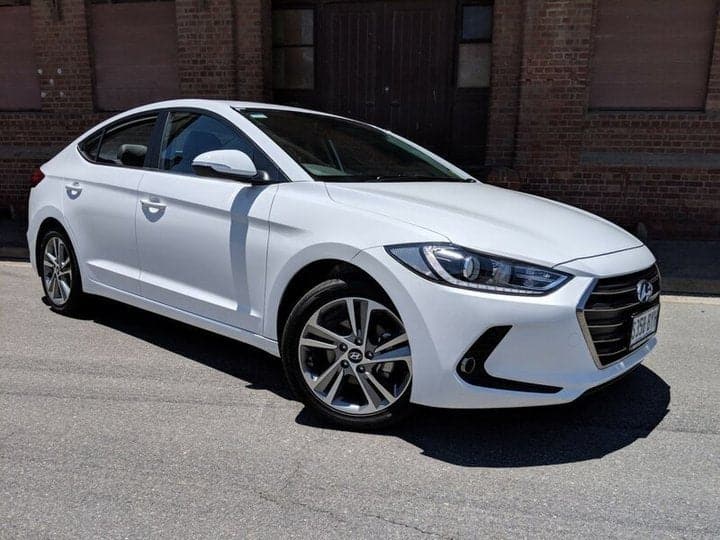 Alu kola Racing Line B5210 6.5x16 5x114.3 ET45 černá, Hyundai WheelsUp