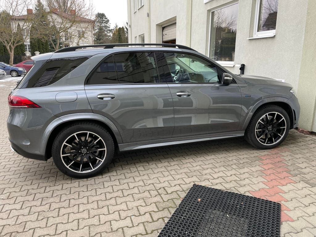 Alu kola Racing Line FE236 8.5x20 5x112 ET35 černá, Mercedes WheelsUp