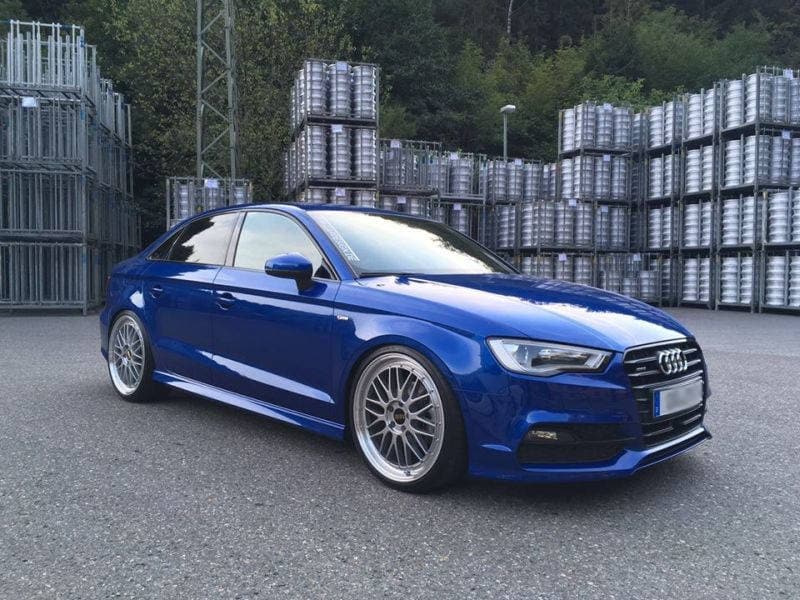 Alu kola Racing Line A1025 8x18 5x112 ET35 stříbrná, BMW WheelsUp