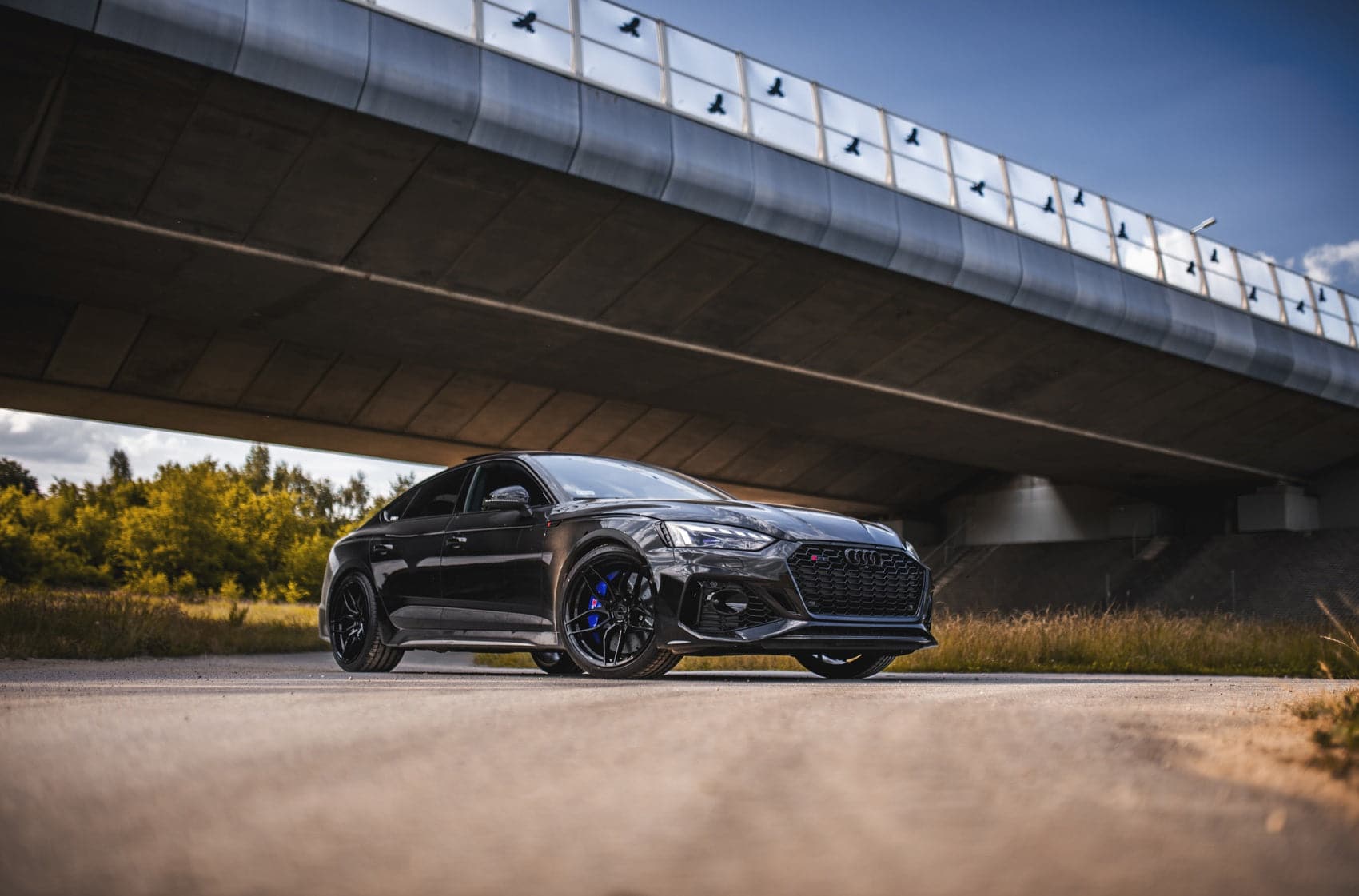 Alu kola Concaver CVR3 19x8,5 ET35 5x120 Platinum Black WheelsUp