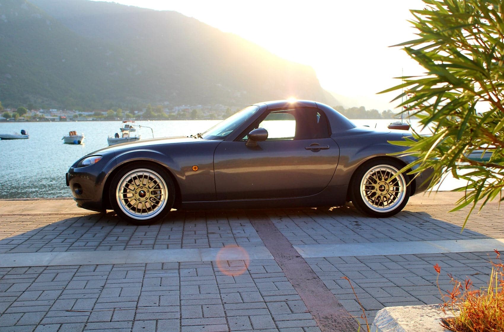 Alu kola Japan Racing JR23 18x8,5 ET25-48 5H BLANK Gold w/Machined Lip WheelsUp