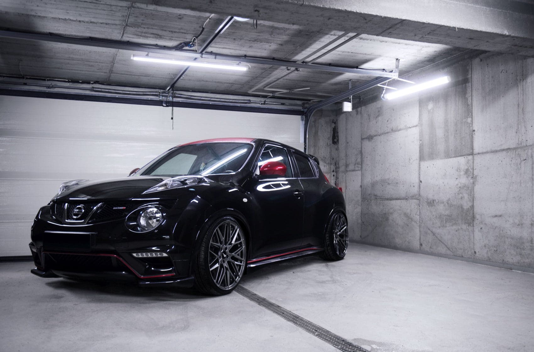 Alu kola Japan Racing JR28 18x7,5 ET35 5x120 Hyper Black WheelsUp
