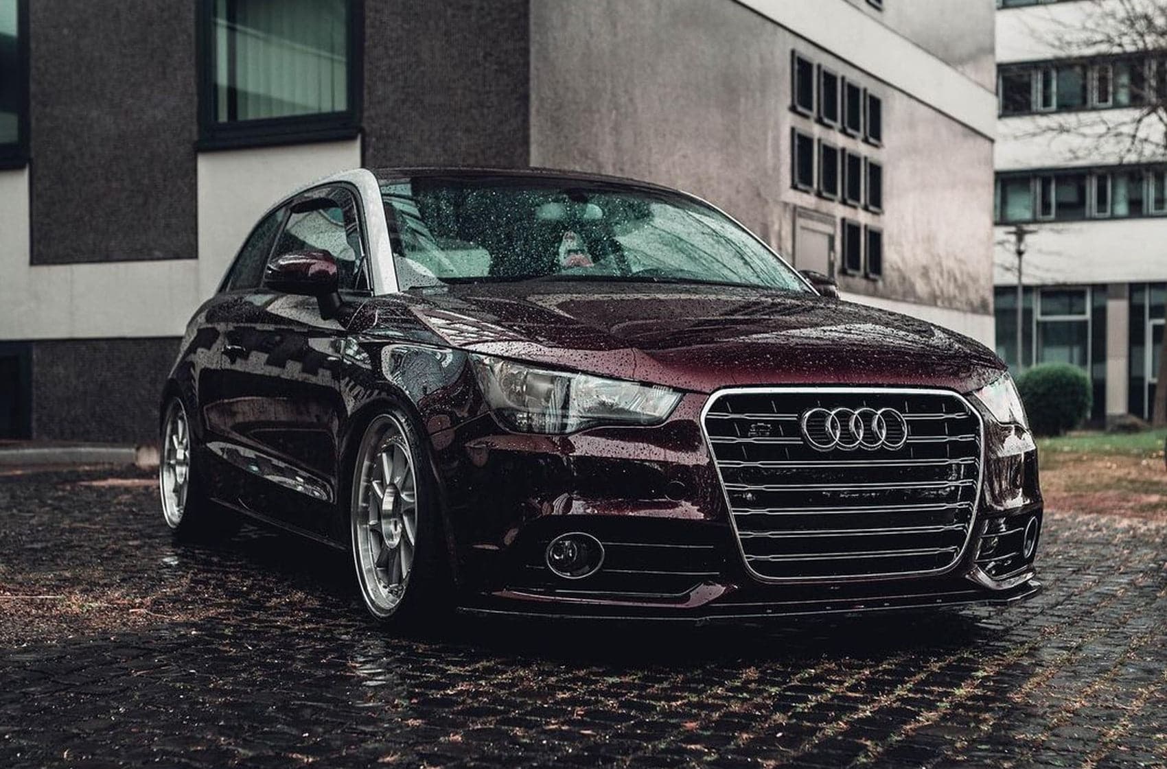 Alu kola Japan Racing JR26 18x8,5 ET40 5x112 Silver Machined Face WheelsUp