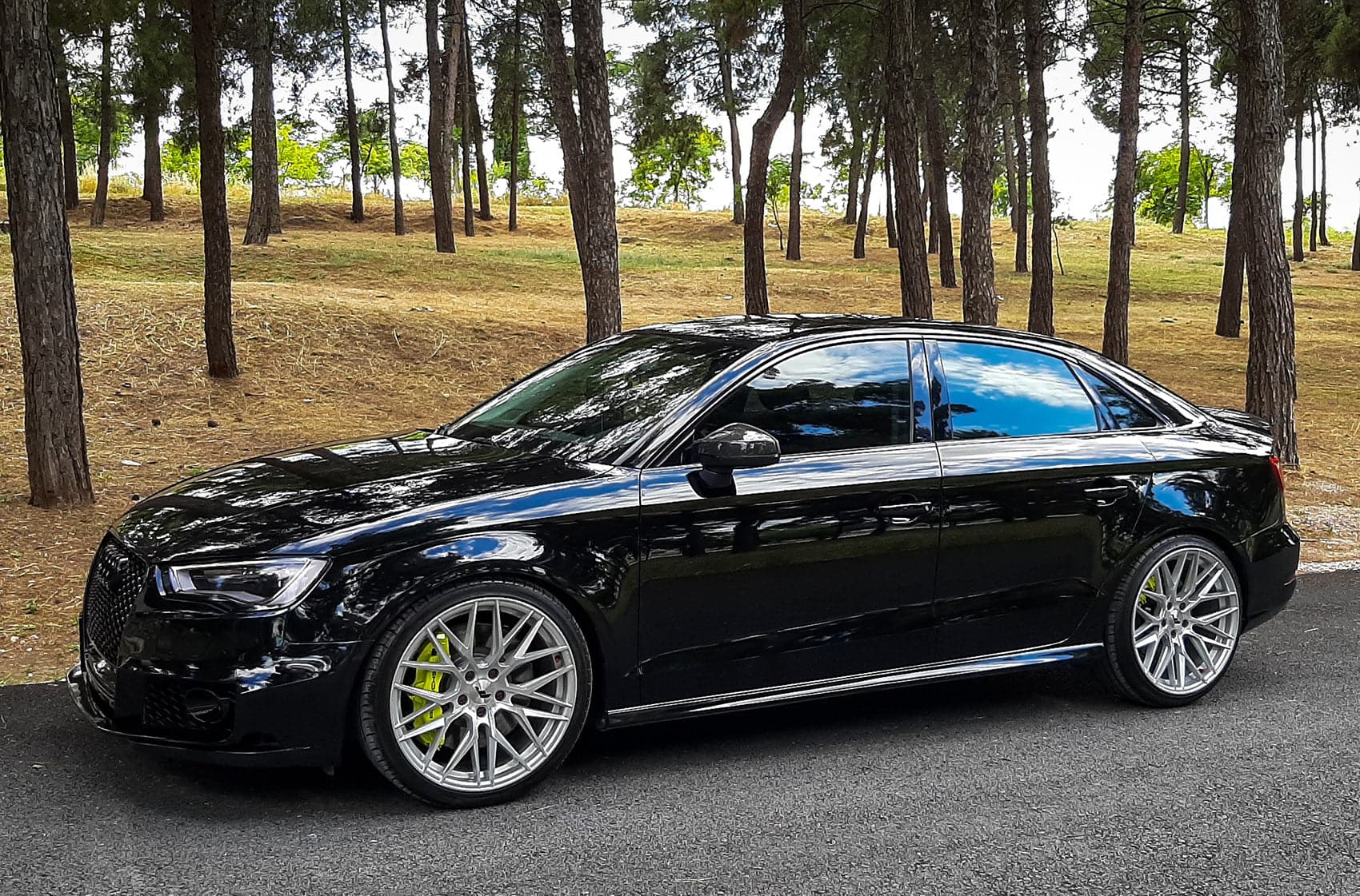 Alu kola Japan Racing JR28 18x8,5 ET40 5x112 Silver Machined Face WheelsUp