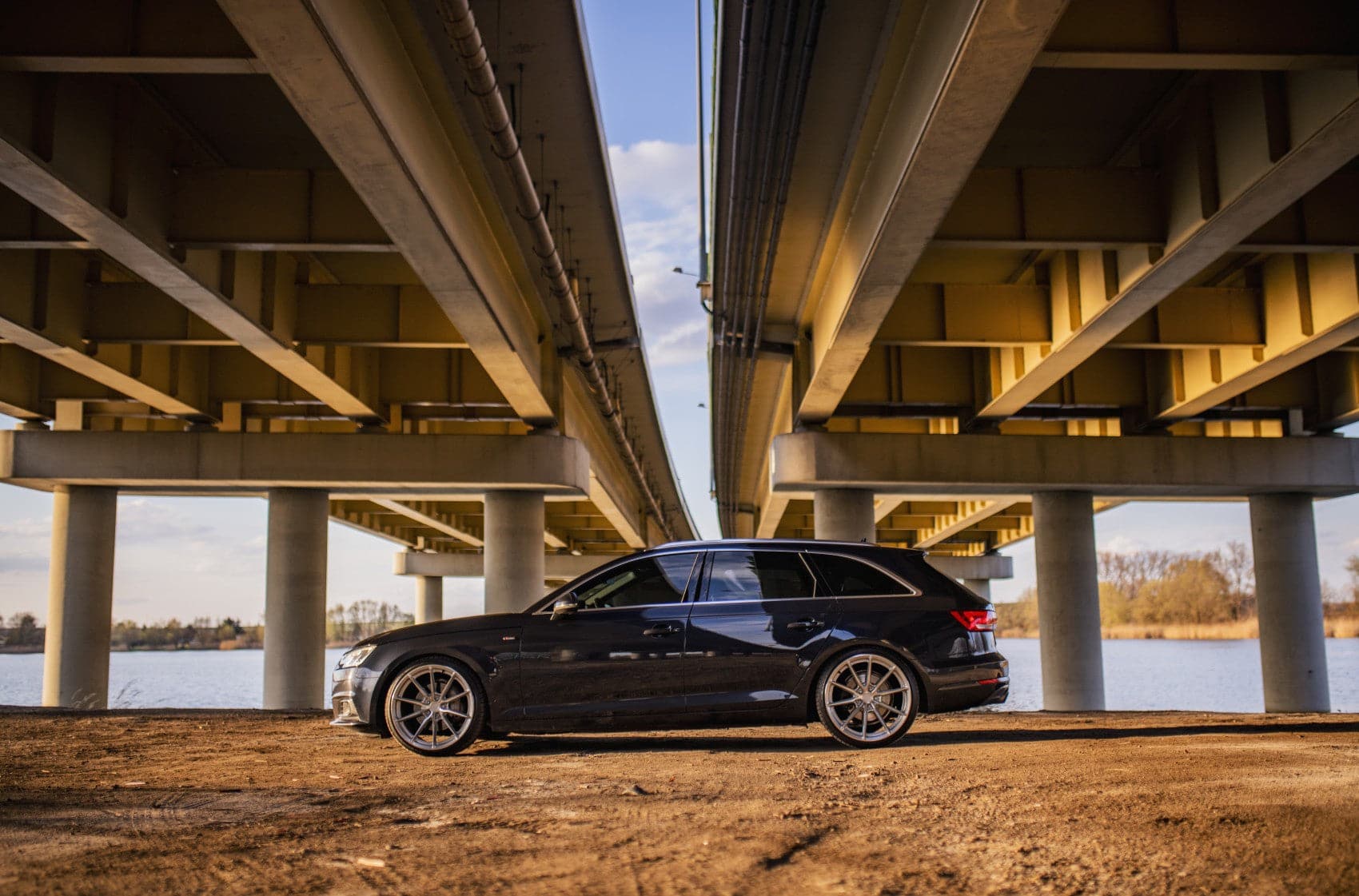 Alu kola Japan Racing JR37 19x8,5 ET20-45 5H BLANK Silver Machined Face WheelsUp