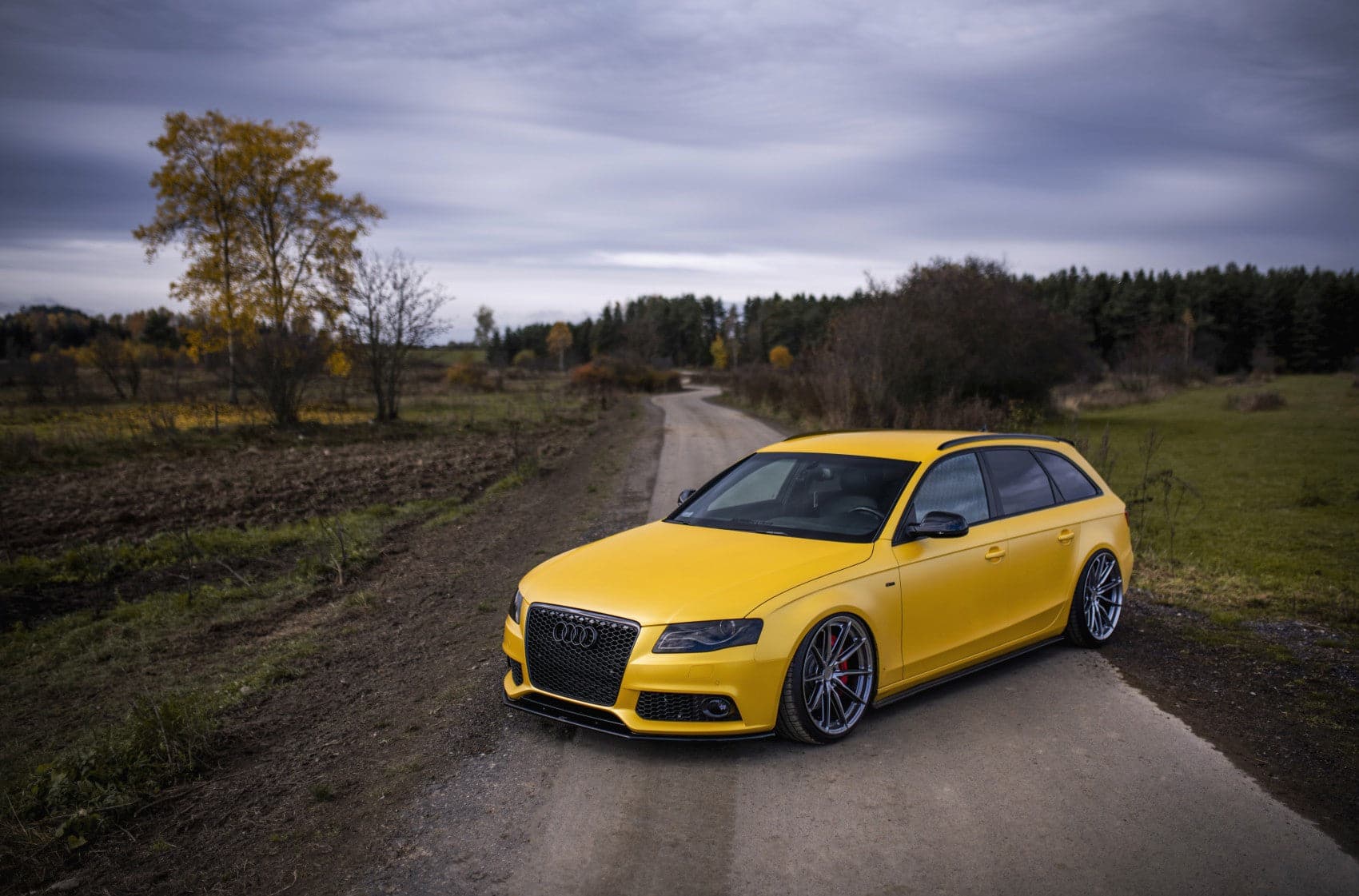 Alu kola Japan Racing JR37 20x9 ET35 5x112 Hyper Black WheelsUp