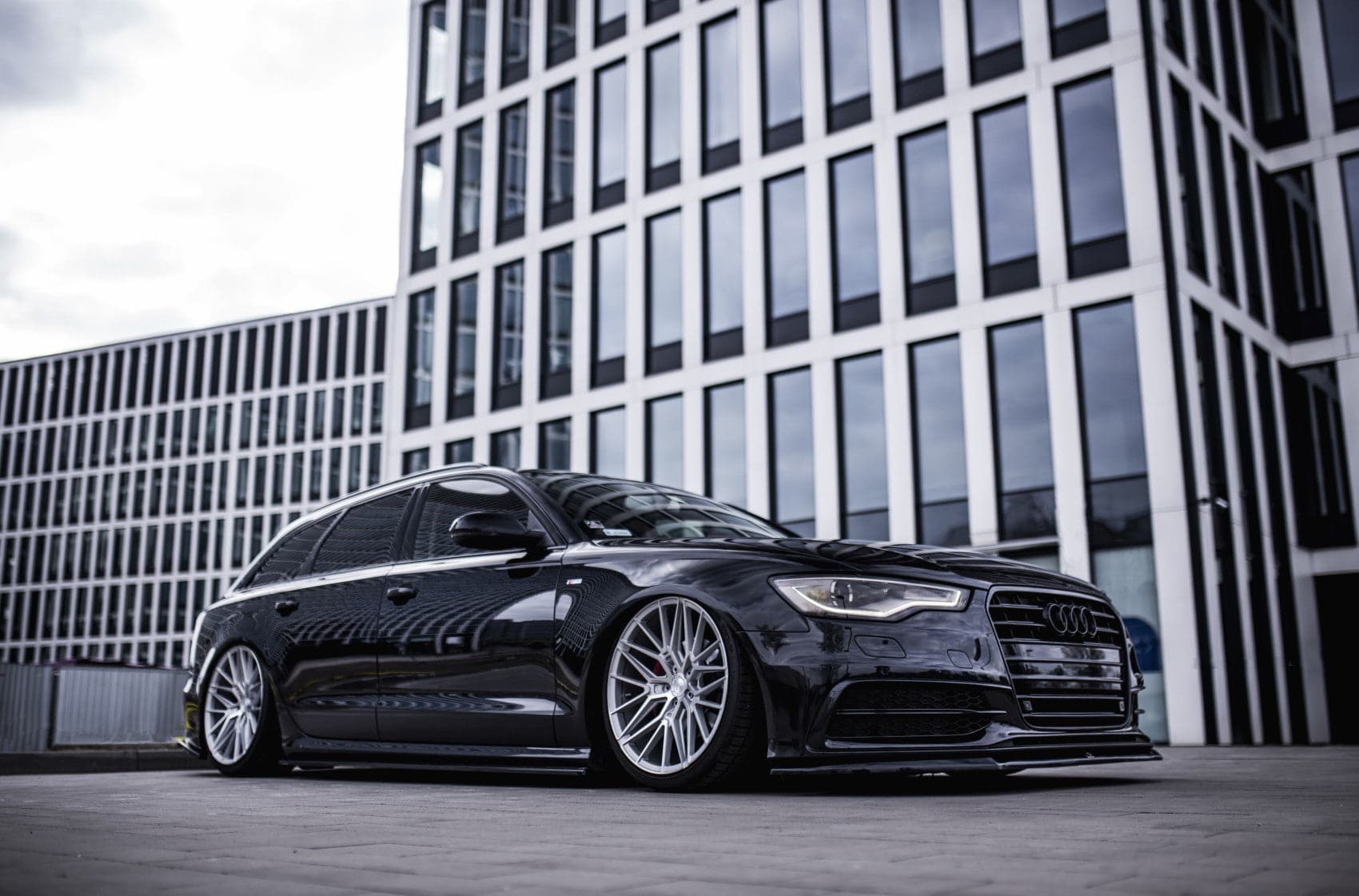 Alu kola Japan Racing JR38 18x9 ET20-45 5H BLANK Silver Machined Face WheelsUp