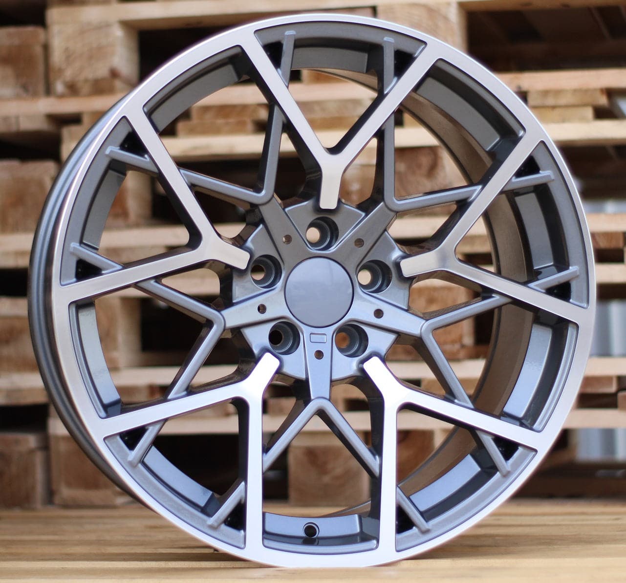 Alu kola Racing Line B1383 8.5x19 5x112 ET26 šedá, BMW WheelsUp