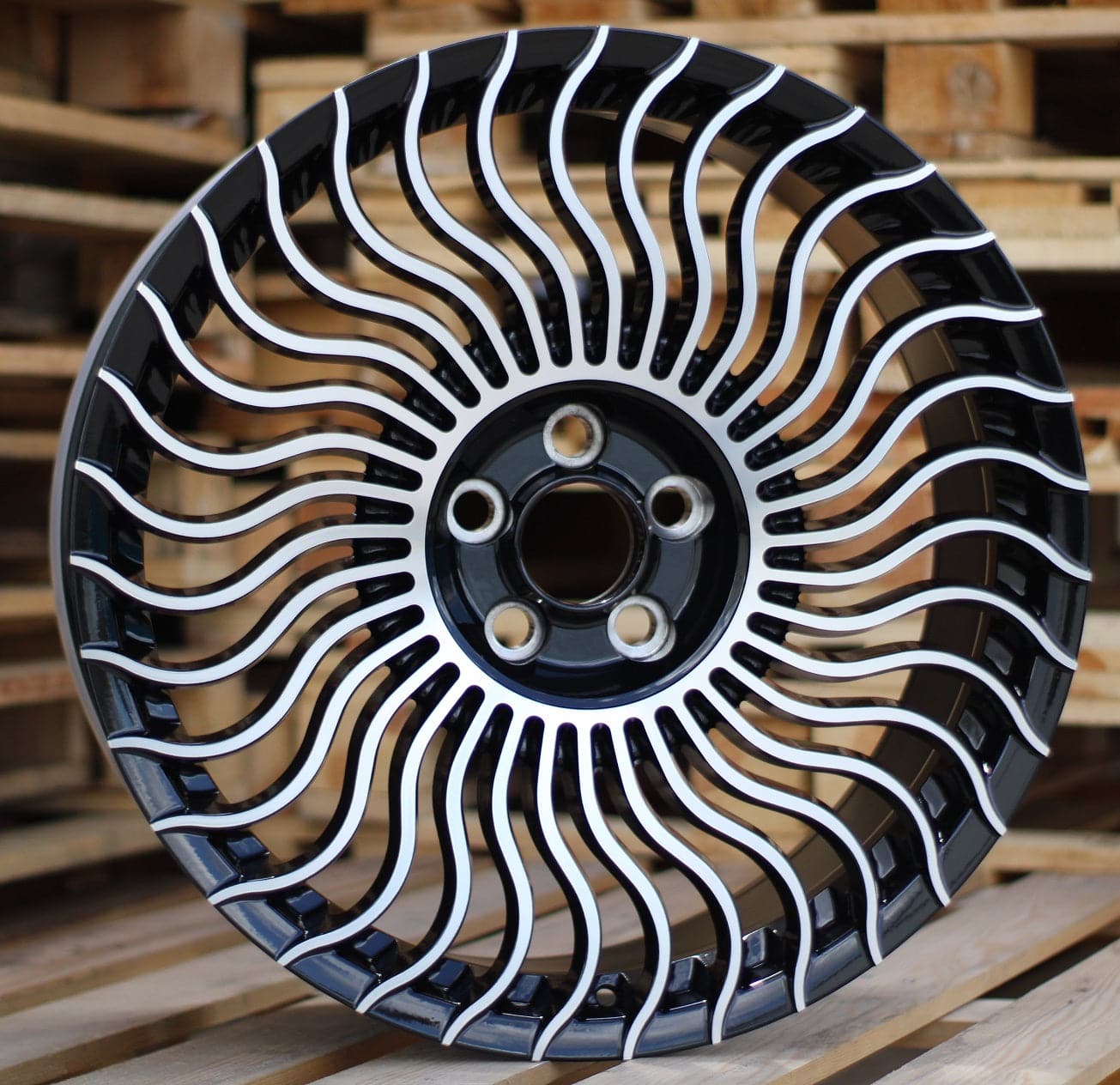 Alu kola Racing Line B1401 9.5x21 5x120 ET49 černá, Land Rover WheelsUp