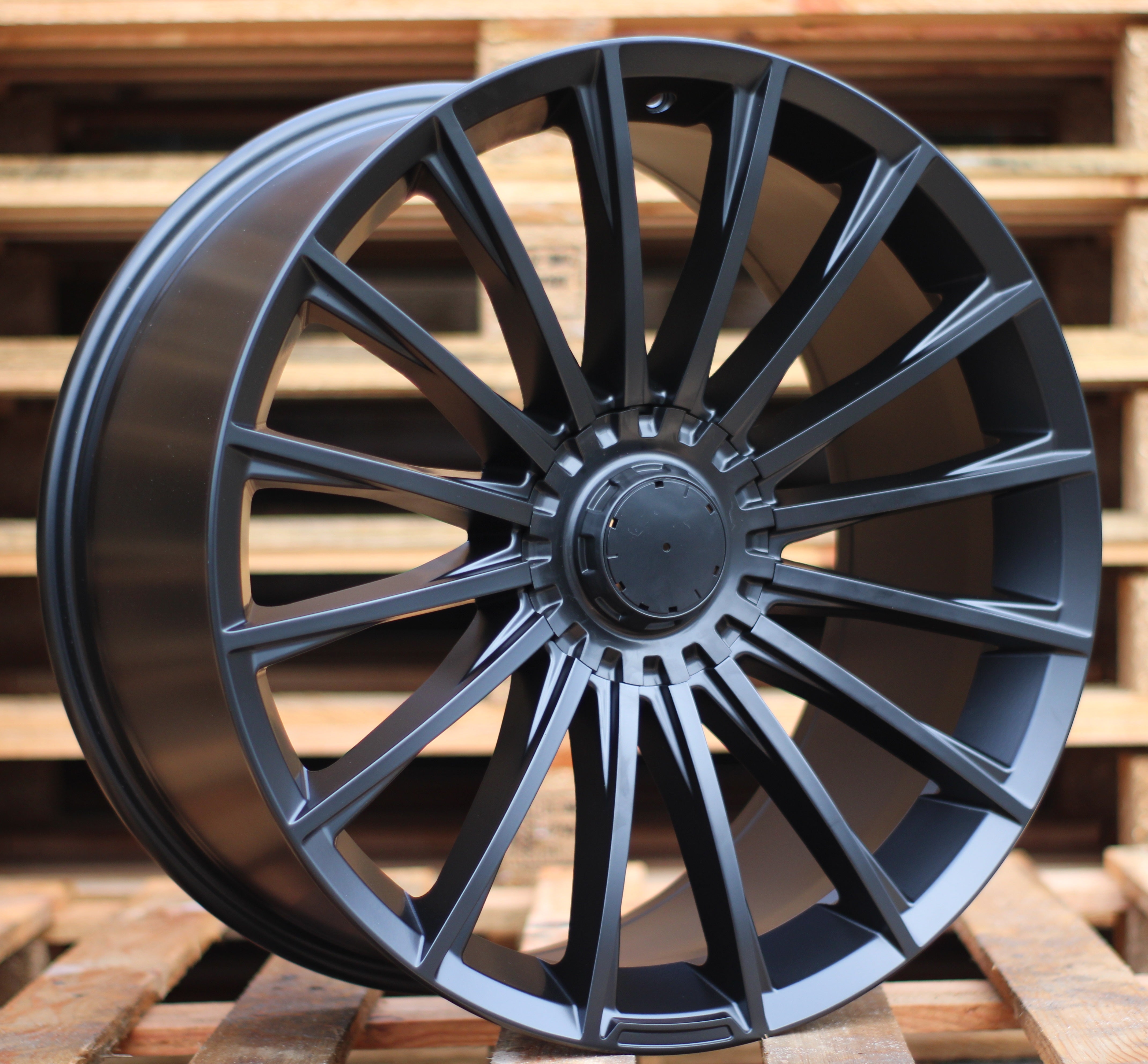 Alu kola Racing Line B1499 9.5x19 5x112 ET35 černá, Mercedes WheelsUp
