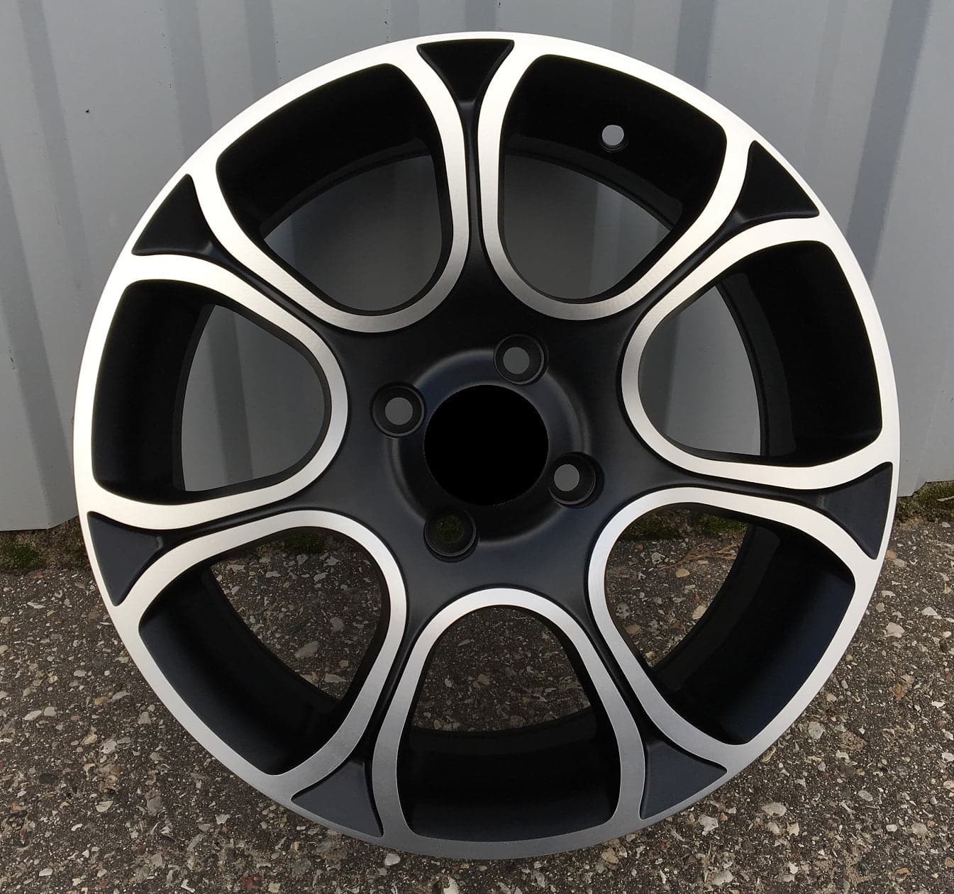 Alu kola Racing Line B5164 6x15 4x98 ET35, černá WheelsUp