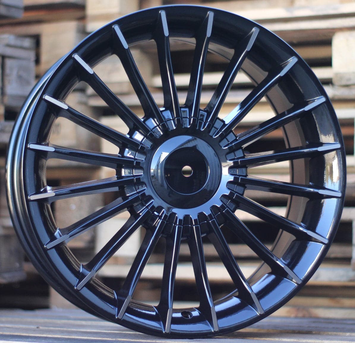 Alu kola Racing Line BK273 17x7.5 5x120 ET34 72.6 BLPL WheelsUp