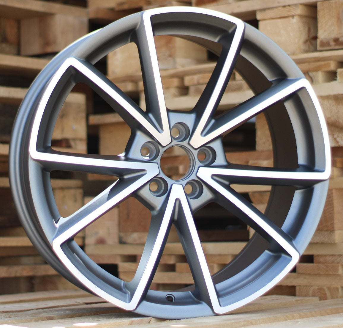 Alu kola Racing Line BK703 7.5x17 5x112 ET42 šedá, Audi WheelsUp