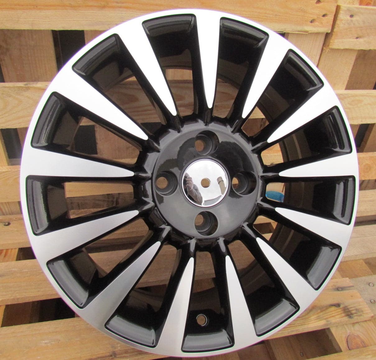 Alu kola Racing Line BK743 6x15 4x98 ET35 černá, Fiat WheelsUp