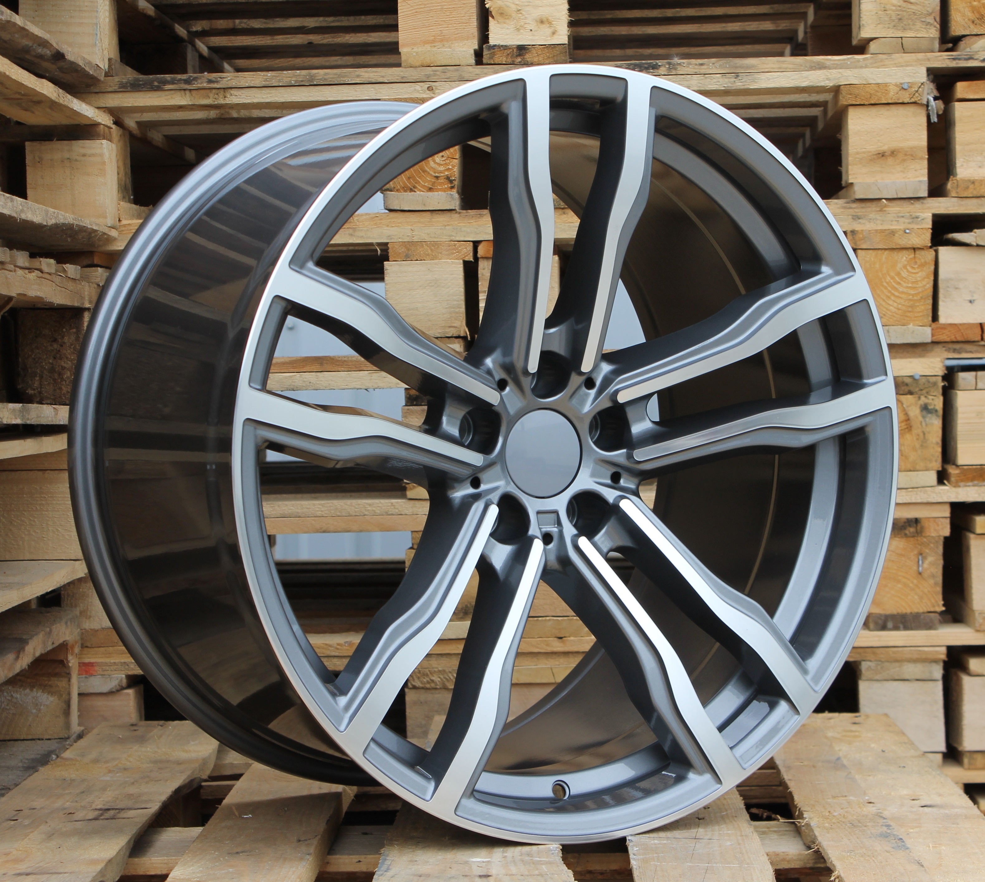 Alu kola Racing Line BY588 10.5x21 5x120 ET45 šedá, BMW WheelsUp