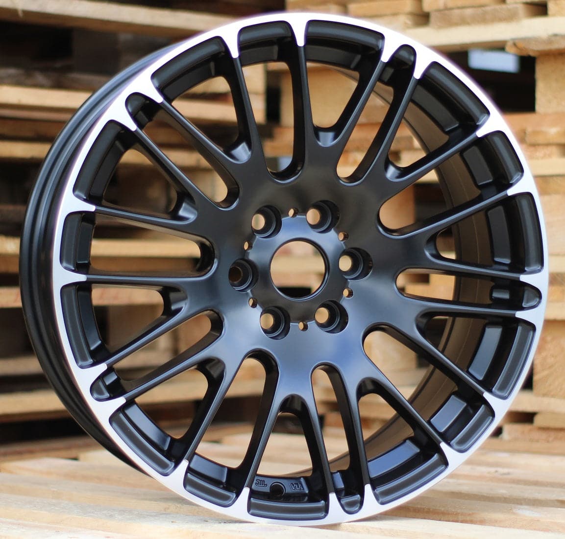 Alu kola Racing Line BY913 20x8.5 5x108 ET40 73.1 BLHMPL WheelsUp