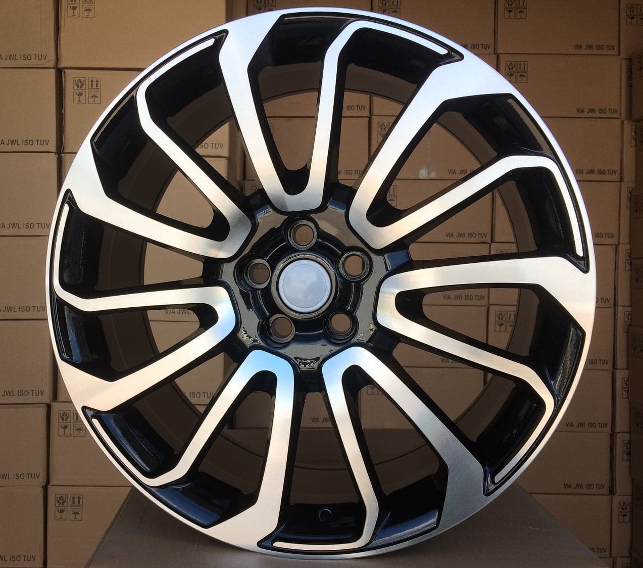 Alu kola Racing Line BY959 9.5x20 5x120 ET49 černá, Land Rover WheelsUp