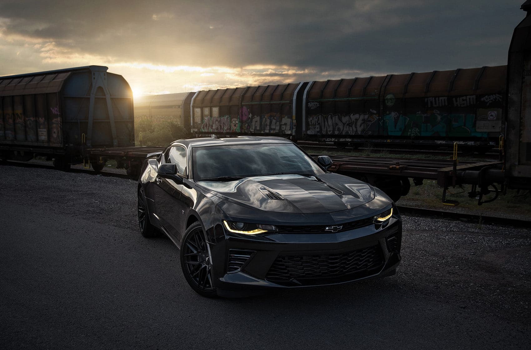 Alu kola Japan Racing JR28 20x8,5 ET40 5x114,3 Glossy Black WheelsUp