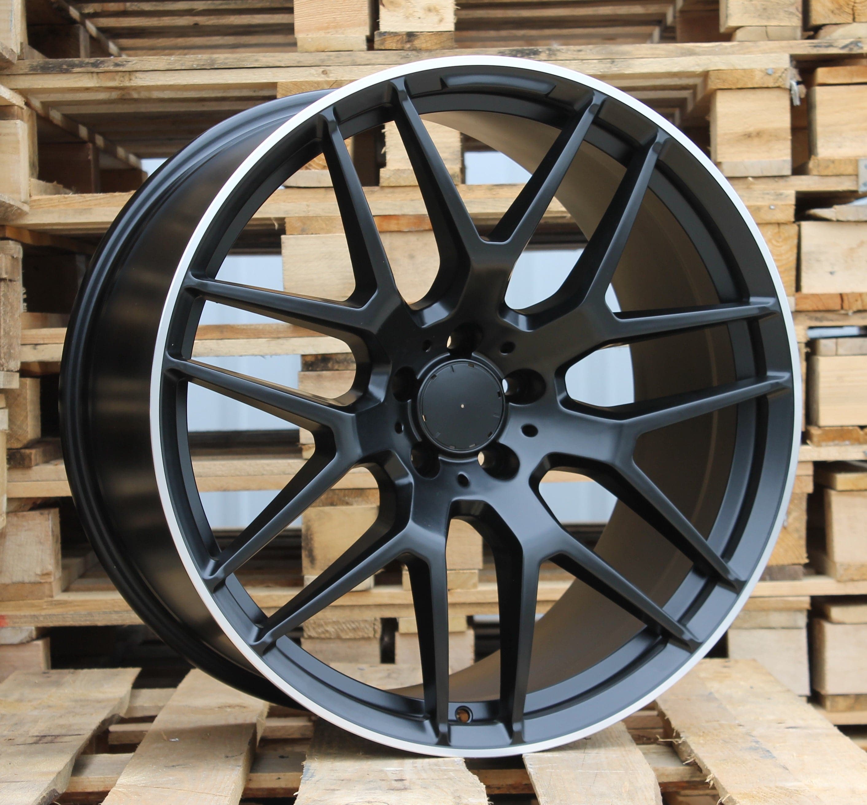 Alu kola Racing Line FE115 10x22 5x130 ET36 černá, Mercedes WheelsUp