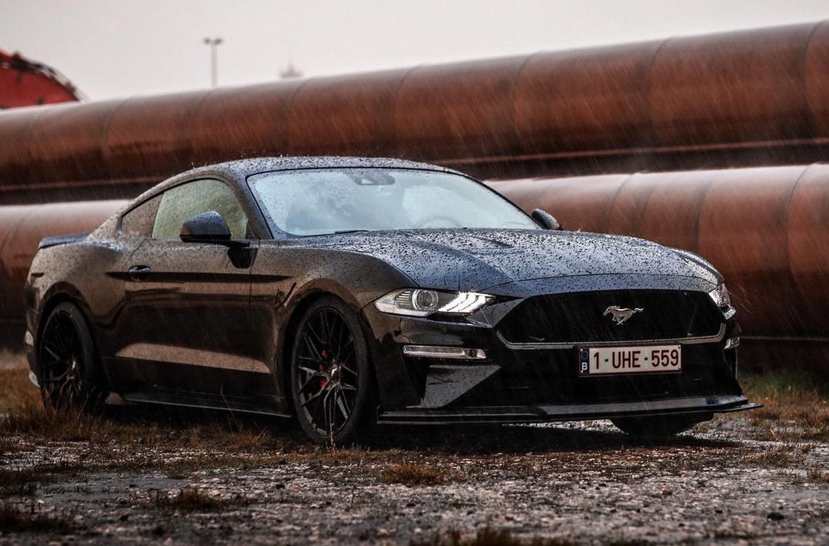 Alu kola Japan Racing JR28 20x8,5 ET40 5x114,3 Glossy Black WheelsUp