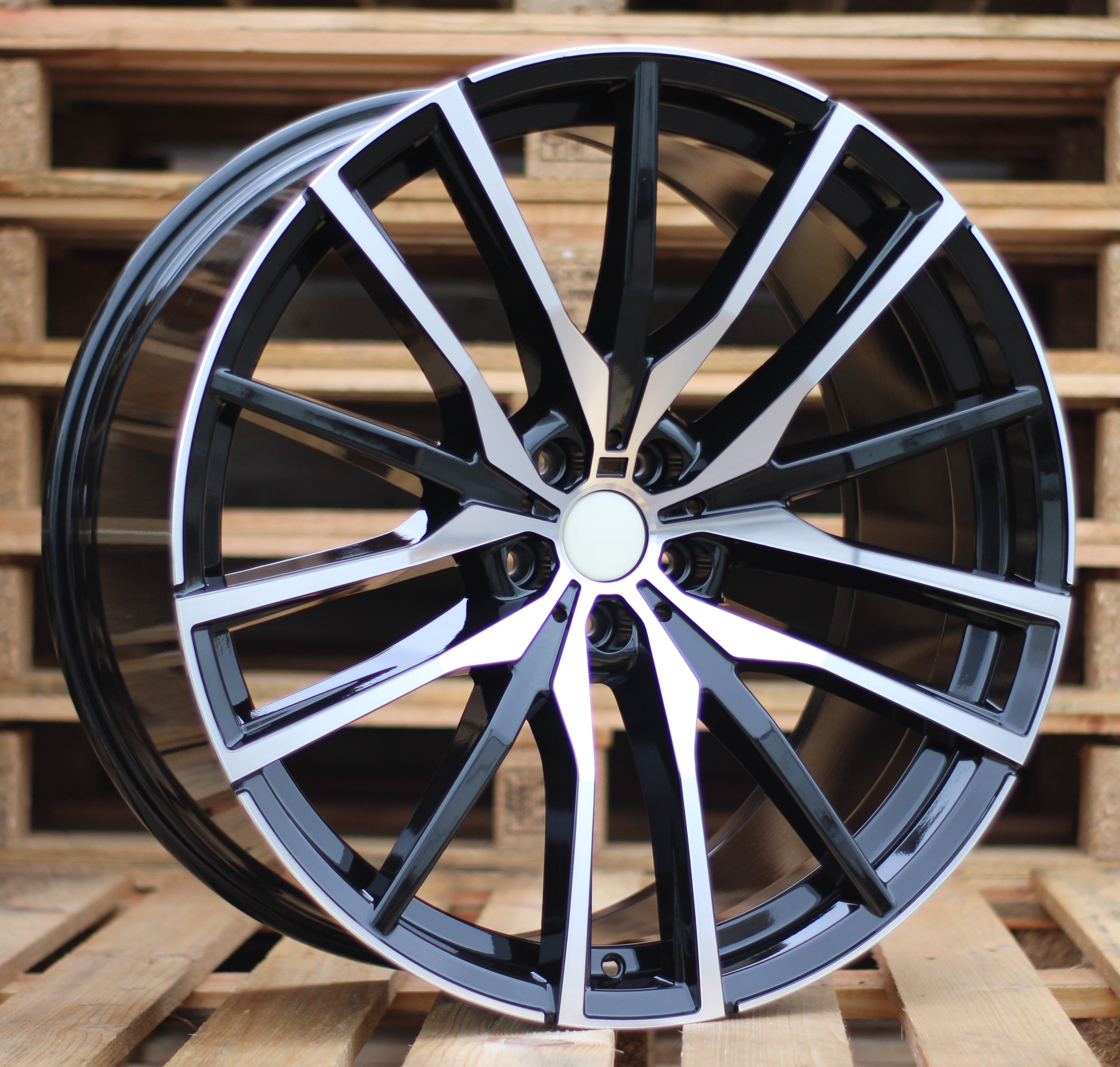 Alu kola Racing Line H0324 10.5x22 5x112 ET43, černá WheelsUp