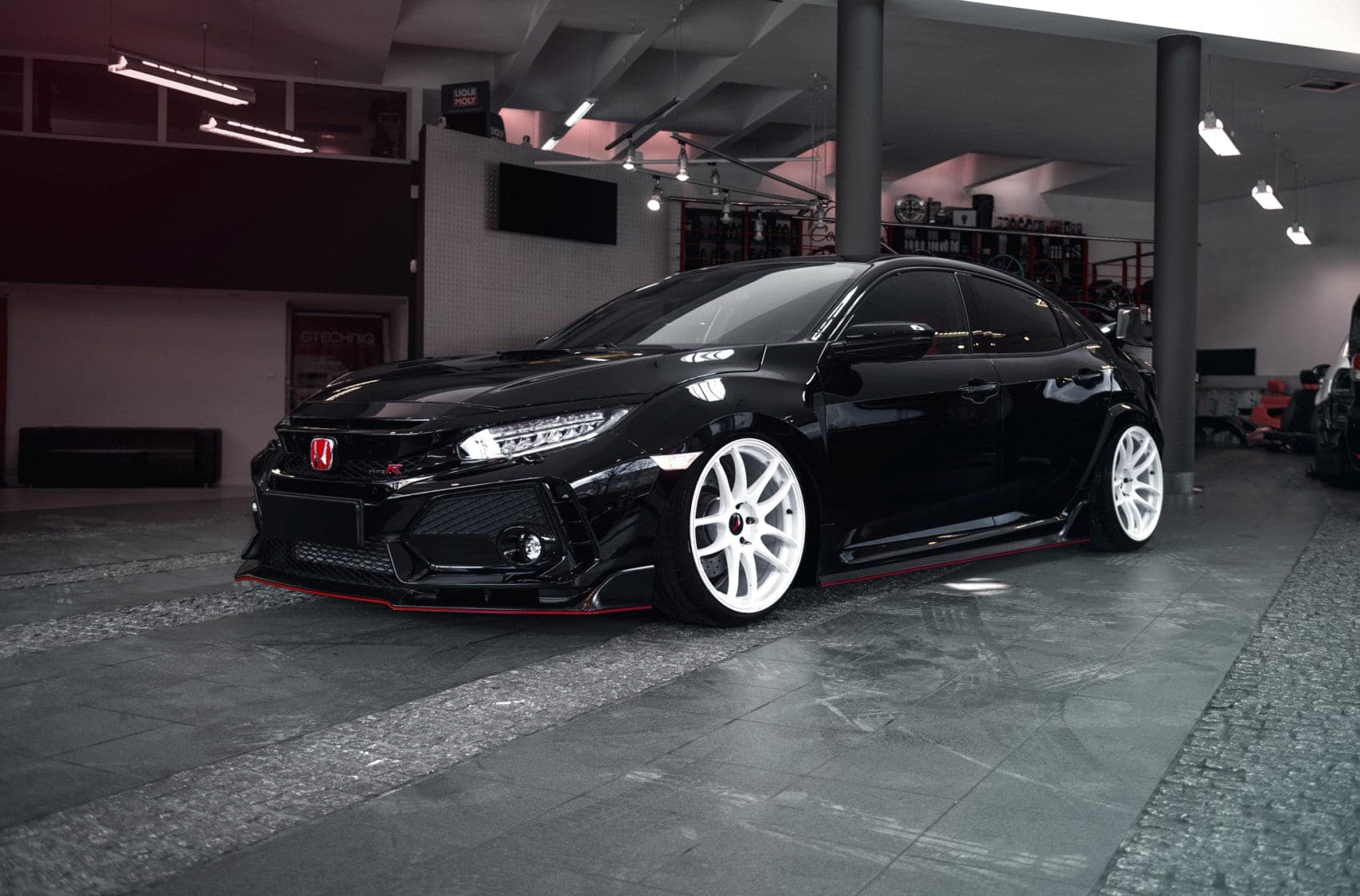 Alu kola Japan Racing JR29 17x7 ET40 5x100/114 White WheelsUp