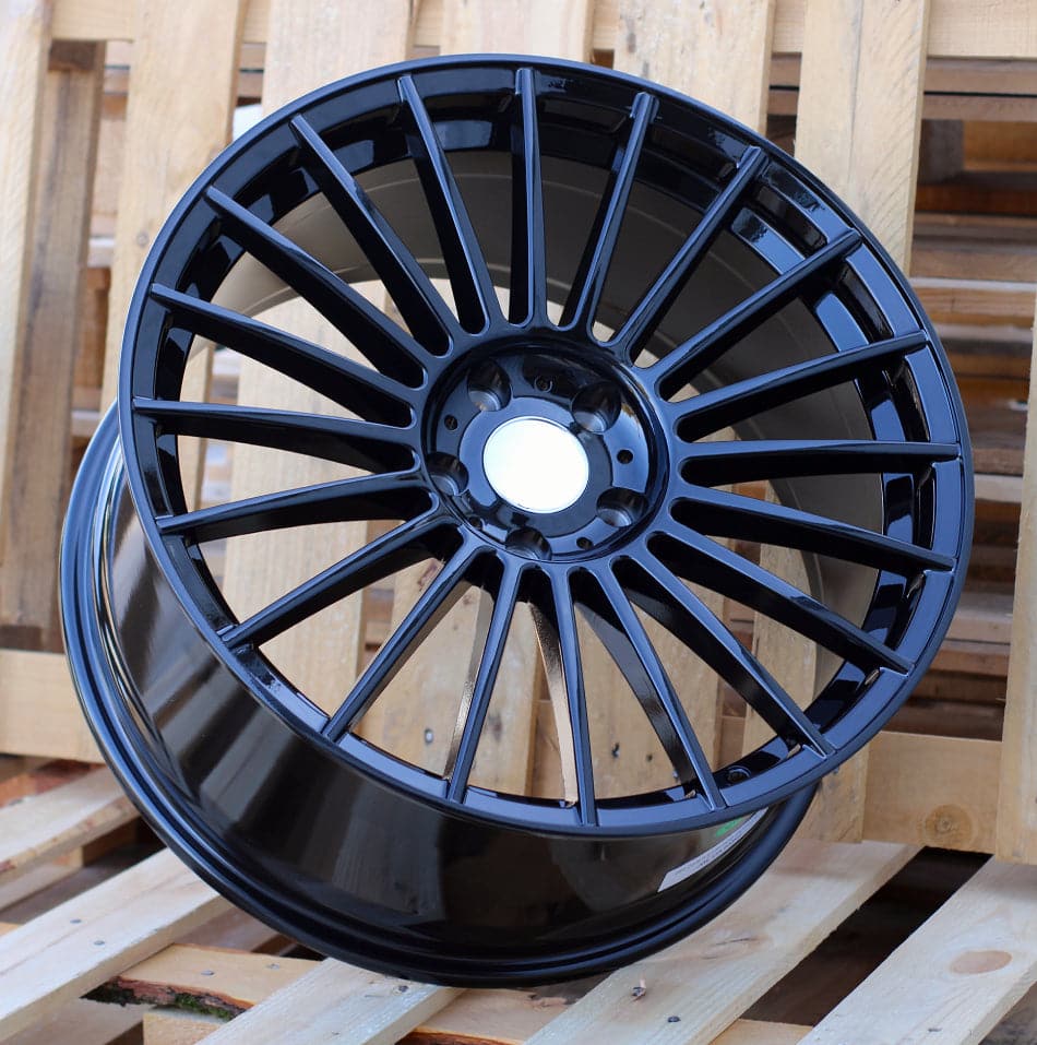 Alu kola Racing Line IN005 8.5x20 5x120 ET33 černá, BMW WheelsUp