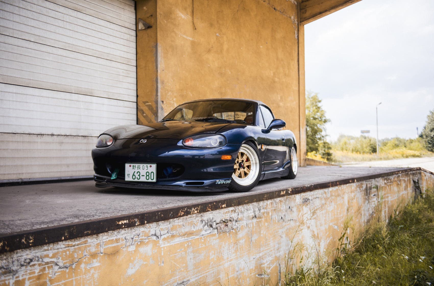 Alu kola Japan Racing JR31 15x7.5 ET20 4x100 Gold w/Machined Lip WheelsUp