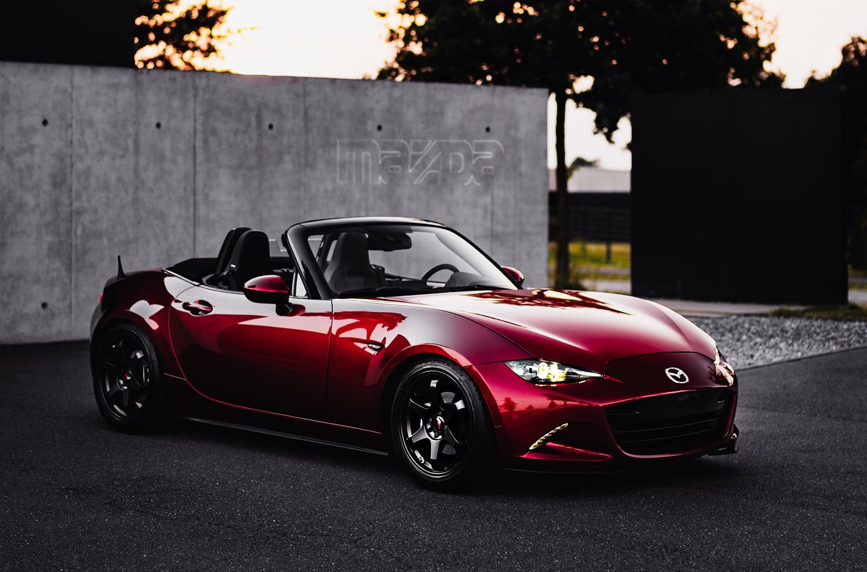 Alu kola Japan Racing JR3 18x8,5 ET30 5x114,3/120 Hyper Black WheelsUp