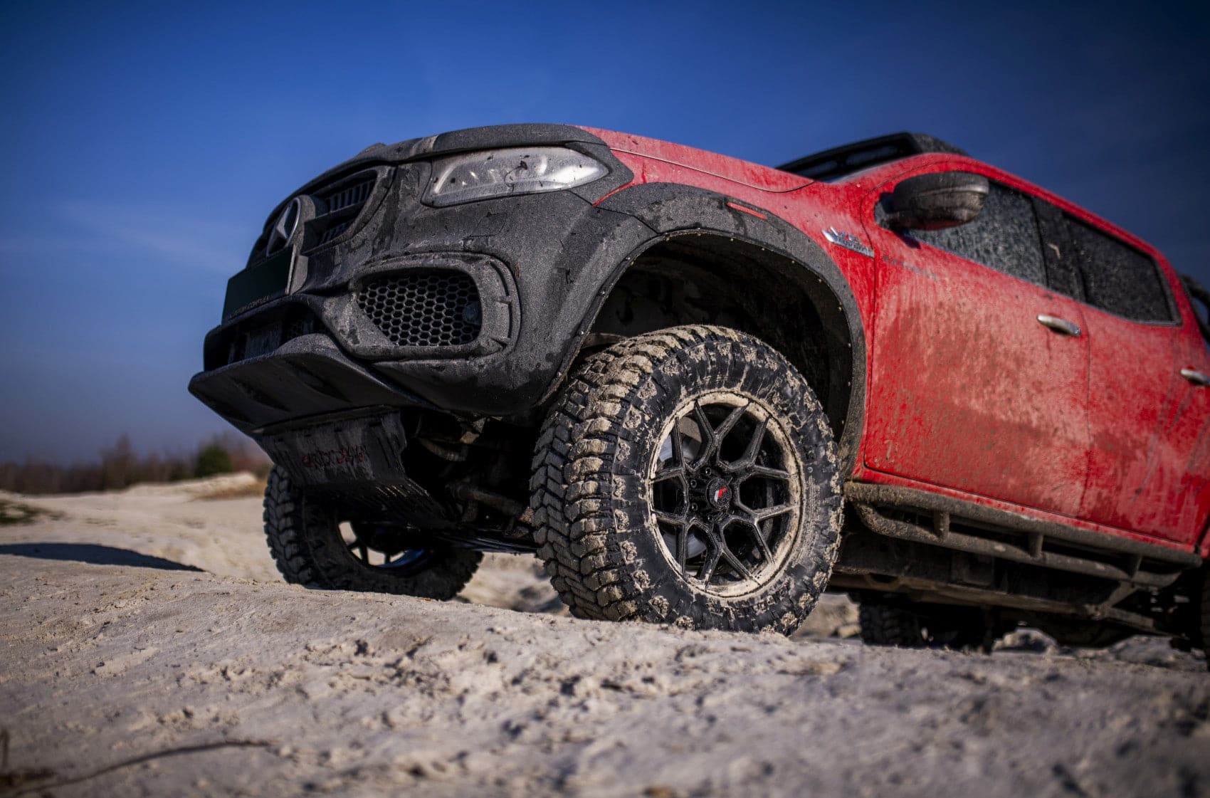 Alu kola Japan Racing JRX9 18x9 ET18 6x139.7 Gloss Black Machined Face WheelsUp