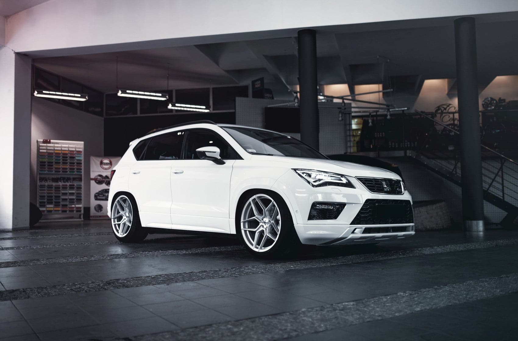 Alu kola Japan Racing JR34 18x8 ET42 5x112 Silver Machined Face WheelsUp