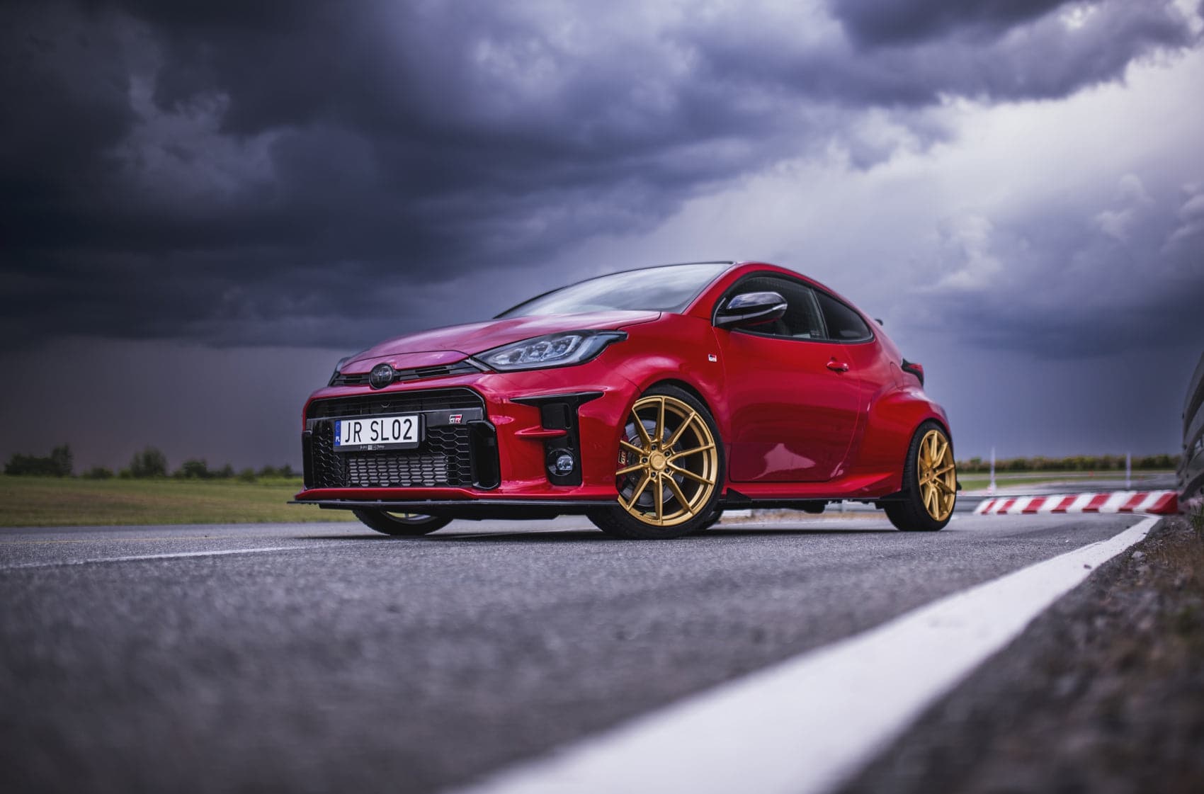 Alu kola Japan Racing SL02 18x8,5 ET20-45 5H BLANK Gold WheelsUp