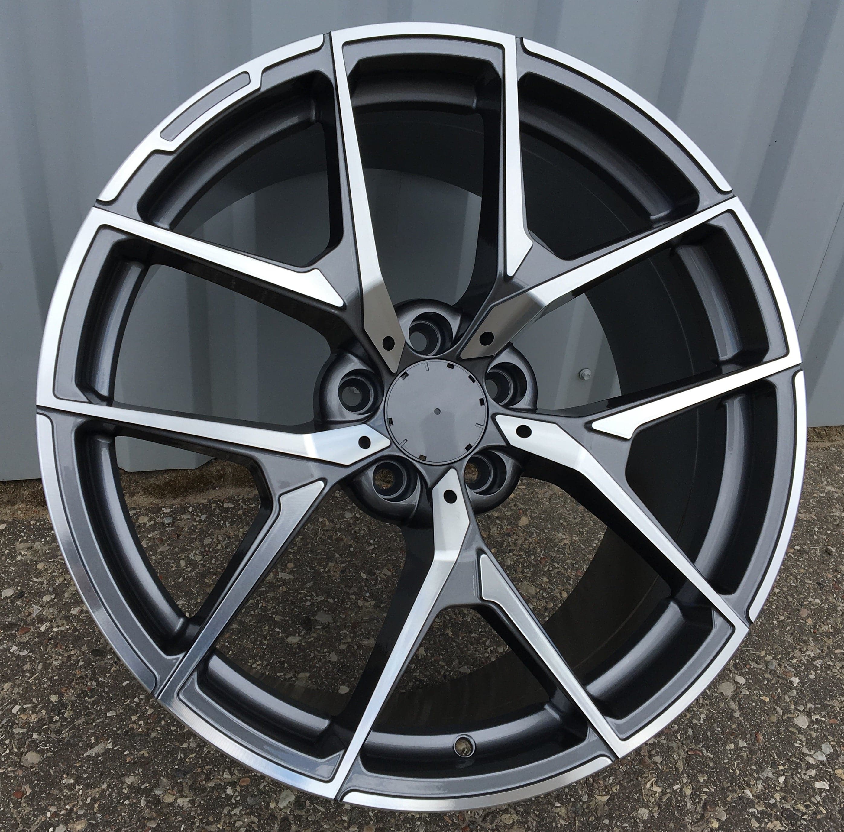 Alu kola Racing Line XE137 9.5x19 5x112 ET43 šedá, Mercedes WheelsUp