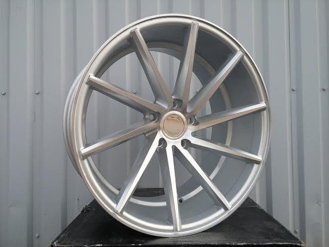 Alu kola Racing Line XF099 7.5x17 5x114.3 ET42 stříbrná, BMW WheelsUp