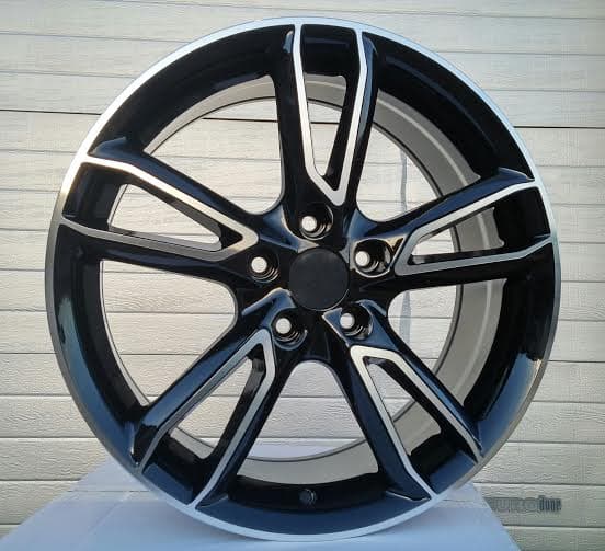 Alu kola Racing Line M502 7.5x18 5x114.3 ET50, černá WheelsUp