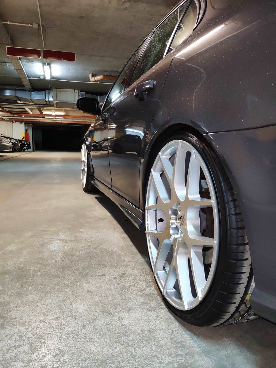 Alu kola Alu kola Forzza Ambra 9x20 5x112 ET35 66,45 SFM WheelsUp