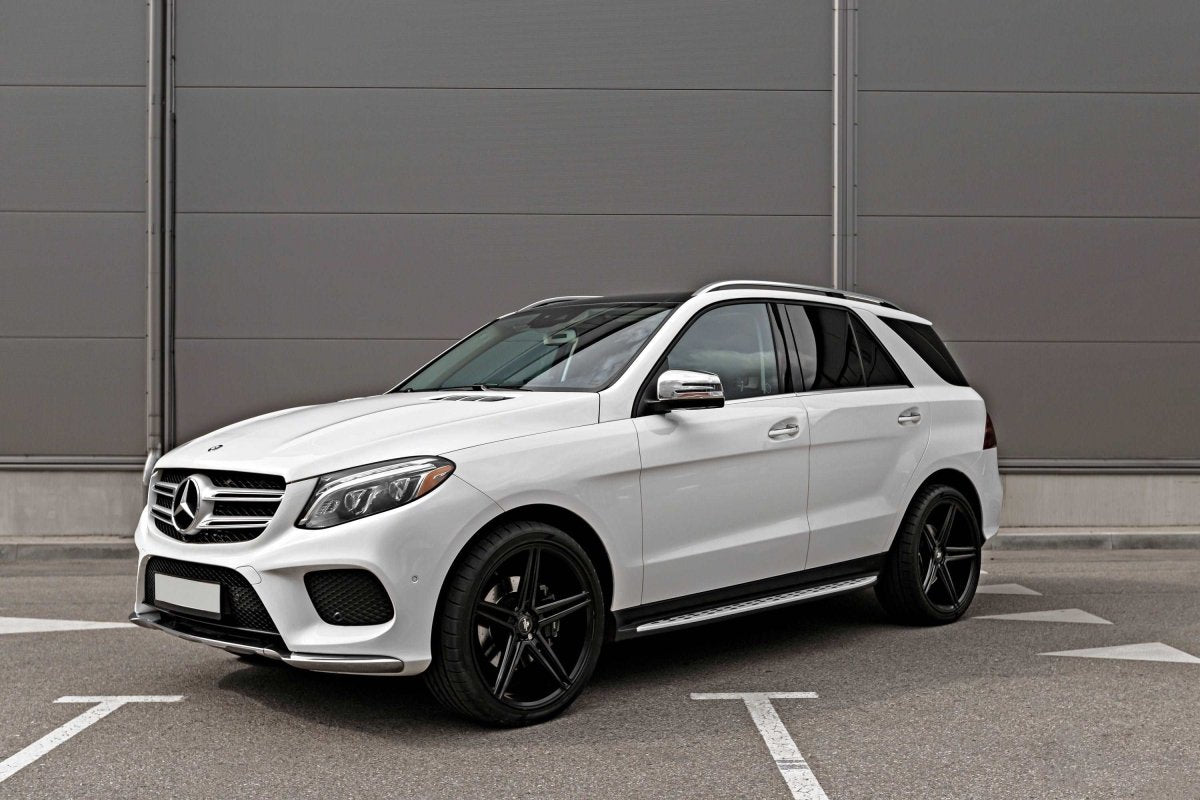 Alu kola Alu kola Forzza Bosan 9,5x19 5x112 ET35 66,45 Satin Black WheelsUp